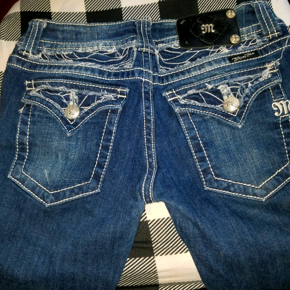 Boot cut jeans